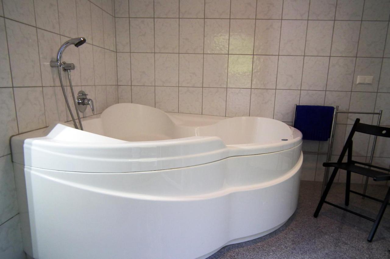 Baker'S Pond Apartment Two Velden am Woerthersee Ngoại thất bức ảnh